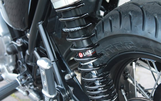 Umgebautes Motorrad Triumph Thruxton von Stärker-Profil GmbH - Bild 12 Umgebautes Motorrad Triumph Thruxton von Stärker-Profil GmbH - Bild 12