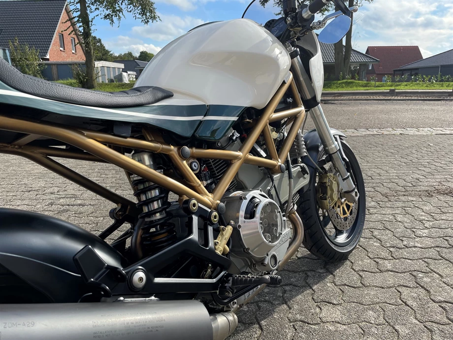 Rebuilt motorbike Ducati Monster 1000 Bild 11: Rebuilt motorbike Ducati Monster 1000