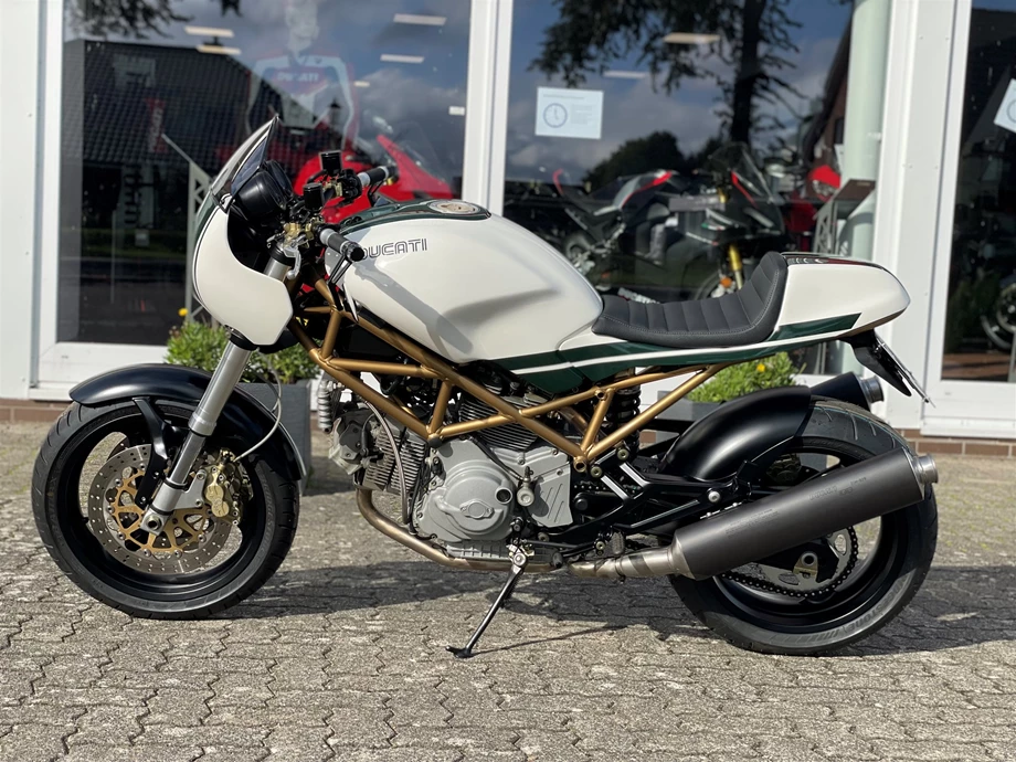 Rebuilt motorbike Ducati Monster 1000 Bild 4: Rebuilt motorbike Ducati Monster 1000