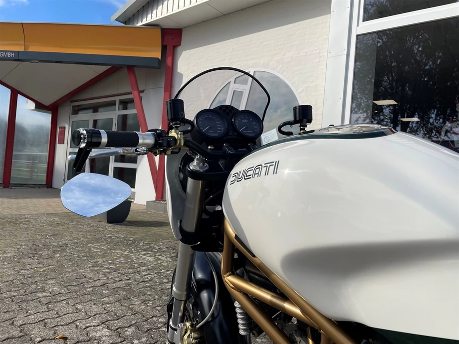 Rebuilt motorbike Ducati Monster 1000 Bild 8: Rebuilt motorbike Ducati Monster 1000