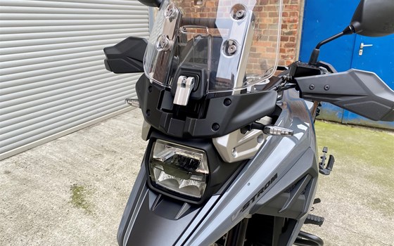 Umgebautes Motorrad Suzuki V-Strom 1050 von H&K Motorsport - Bild 4 Umgebautes Motorrad Suzuki V-Strom 1050 von H&K Motorsport - Bild 4