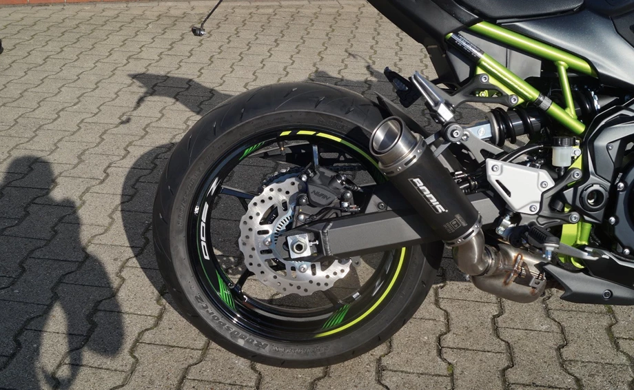 Umbgebautes Motorrad Kawasaki Z900 Bild 5: Umbgebautes Motorrad Kawasaki Z900