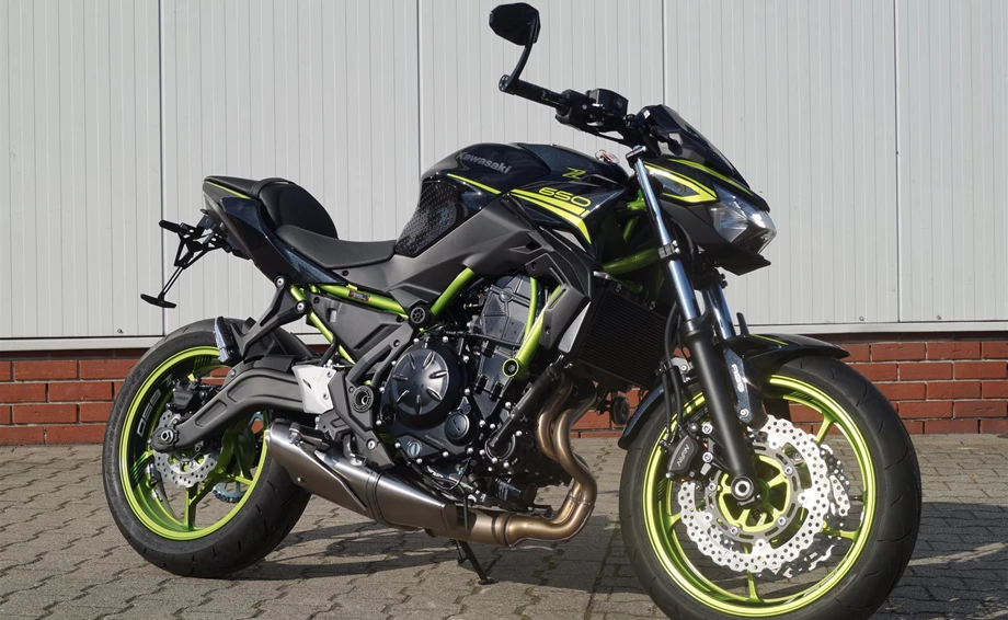 Umbgebautes Motorrad Kawasaki Z650 Bild 1: Umbgebautes Motorrad Kawasaki Z650