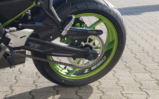 Umgebautes Motorrad Kawasaki Z650 von Rolf Berentelg GmbH & Co.KG - Bild 6 Umgebautes Motorrad Kawasaki Z650 von Rolf Berentelg GmbH & Co.KG - Bild 6
