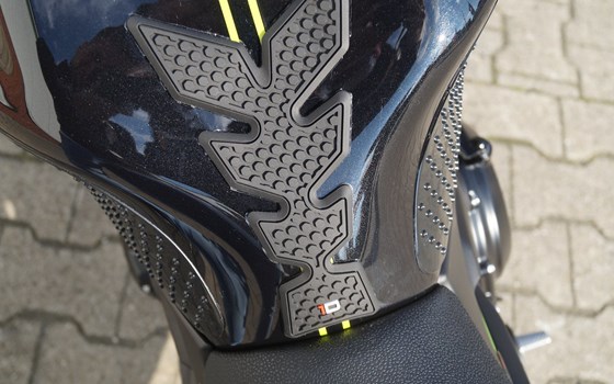Umgebautes Motorrad Kawasaki Z650 von Rolf Berentelg GmbH & Co.KG - Bild 7 Umgebautes Motorrad Kawasaki Z650 von Rolf Berentelg GmbH & Co.KG - Bild 7