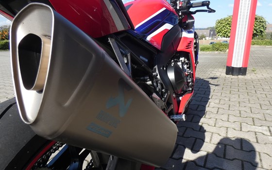 Umgebautes Motorrad Honda CBR1000RR-R Fireblade SP von Motorrad Bolte - Bild 26