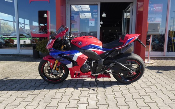 Umgebautes Motorrad Honda CBR1000RR-R Fireblade SP von Motorrad Bolte - Bild 28