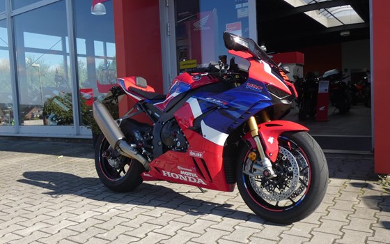 Umgebautes Motorrad Honda CBR1000RR-R Fireblade SP von Motorrad Bolte - Bild 3