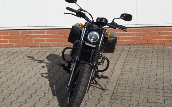 Umgebautes Motorrad Hyosung GV 125 S Aquila von Rolf Berentelg GmbH & Co.KG - Bild 8 Umgebautes Motorrad Hyosung GV 125 S Aquila von Rolf Berentelg GmbH & Co.KG - Bild 8