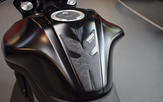 Umgebautes Motorrad Yamaha MT-125 von Zweiradzentrum Rhein-Ruhr West GmbH - Bild 19 Umgebautes Motorrad Yamaha MT-125 von Zweiradzentrum Rhein-Ruhr West GmbH - Bild 19