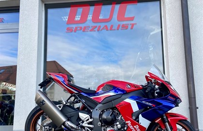 Honda CBR1000RR Fireblade Custom Bike Honda CBR1000RR Fireblade Custom Bike