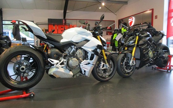Umgebautes Motorrad Ducati Streetfighter V4 S von Team Wahlers GmbH - Bild 27 Umgebautes Motorrad Ducati Streetfighter V4 S von Team Wahlers GmbH - Bild 27