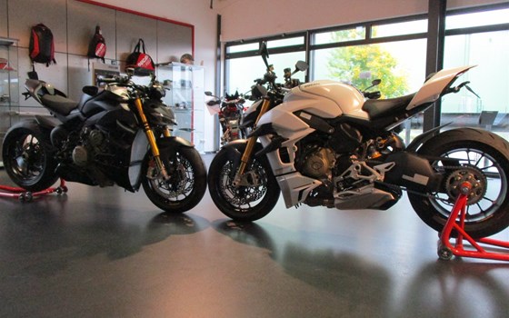 Umgebautes Motorrad Ducati Streetfighter V4 S von Team Wahlers GmbH - Bild 29 Umgebautes Motorrad Ducati Streetfighter V4 S von Team Wahlers GmbH - Bild 29