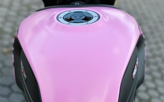 Umgebautes Motorrad Triumph Trident 660 von Stärker-Profil GmbH - Bild 2 Umgebautes Motorrad Triumph Trident 660 von Stärker-Profil GmbH - Bild 2