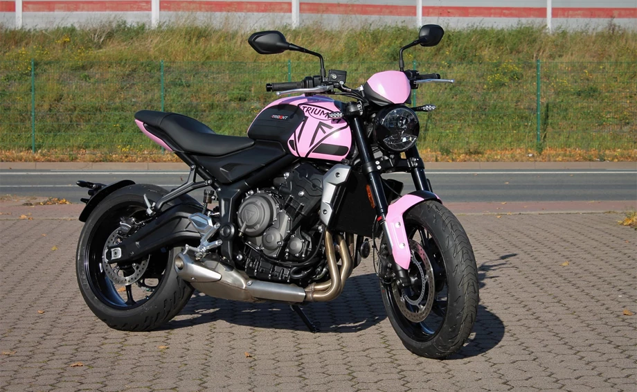 Umbgebautes Motorrad Triumph Trident 660 Bild 6: Umbgebautes Motorrad Triumph Trident 660