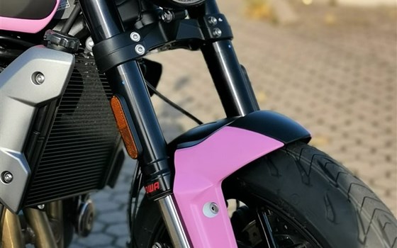 Umgebautes Motorrad Triumph Trident 660 von Stärker-Profil GmbH - Bild 8 Umgebautes Motorrad Triumph Trident 660 von Stärker-Profil GmbH - Bild 8