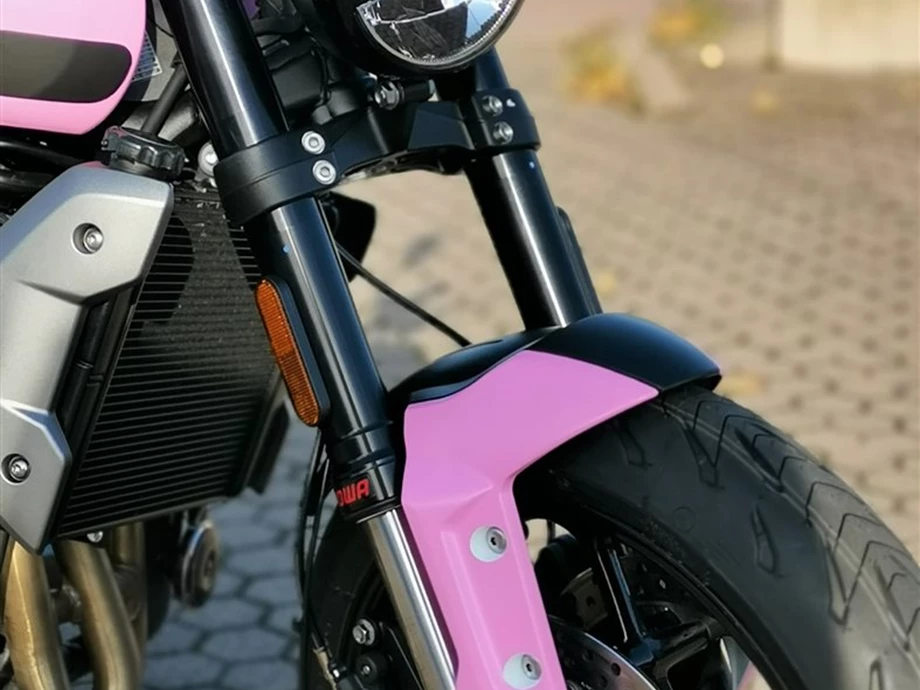 Umbgebautes Motorrad Triumph Trident 660 Bild 8: Umbgebautes Motorrad Triumph Trident 660