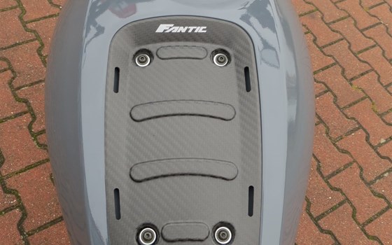 Umgebautes Motorrad Fantic Caballero Deluxe 125 von RB-Motorsports Bike & Car Service Ronny Bloch - Bild 1 Umgebautes Motorrad Fantic Caballero Deluxe 125 von RB-Motorsports Bike & Car Service Ronny Bloch - Bild 1