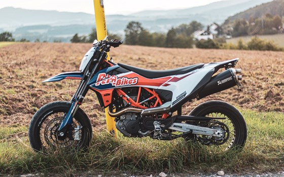 Umgebautes Motorrad KTM 690 SMC R von PEPA-BIKES e.K. Inh. Martin Petzold - Bild 6 Umgebautes Motorrad KTM 690 SMC R von PEPA-BIKES e.K. Inh. Martin Petzold - Bild 6