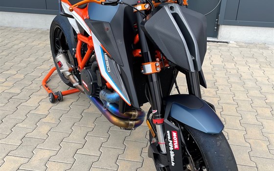 Umgebautes Motorrad KTM 1290 Super Duke R von PEPA-BIKES e.K. Inh. Martin Petzold - Bild 3 Umgebautes Motorrad KTM 1290 Super Duke R von PEPA-BIKES e.K. Inh. Martin Petzold - Bild 3