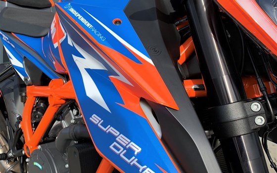Umgebautes Motorrad KTM 1290 Super Duke R von PEPA-BIKES e.K. Inh. Martin Petzold - Bild 9