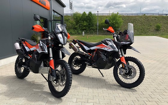 Umgebautes Motorrad KTM 790 Adventure R von PEPA-BIKES e.K. Inh. Martin Petzold - Bild 1 Umgebautes Motorrad KTM 790 Adventure R von PEPA-BIKES e.K. Inh. Martin Petzold - Bild 1
