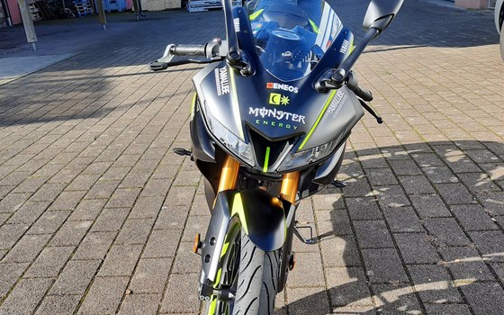 Umgebautes Motorrad Yamaha R125 von Motorrad Rubin GmbH & Co.KG - Bild 2 Umgebautes Motorrad Yamaha R125 von Motorrad Rubin GmbH & Co.KG - Bild 2