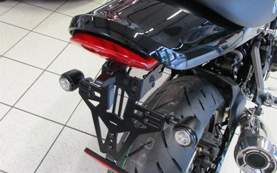 Umgebautes Motorrad Kawasaki Z900 RS von Team Wahlers GmbH - Bild 7 Umgebautes Motorrad Kawasaki Z900 RS von Team Wahlers GmbH - Bild 7