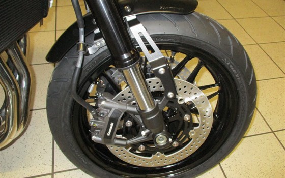 Umgebautes Motorrad Kawasaki Z900 RS von Team Wahlers GmbH - Bild 11 Umgebautes Motorrad Kawasaki Z900 RS von Team Wahlers GmbH - Bild 11