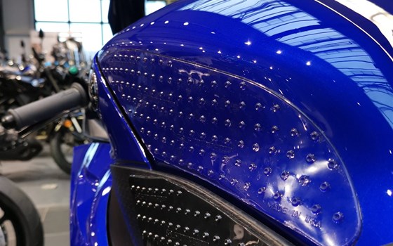 Umgebautes Motorrad Yamaha R6 RACE von Zweiradsport Meine - Bild 16