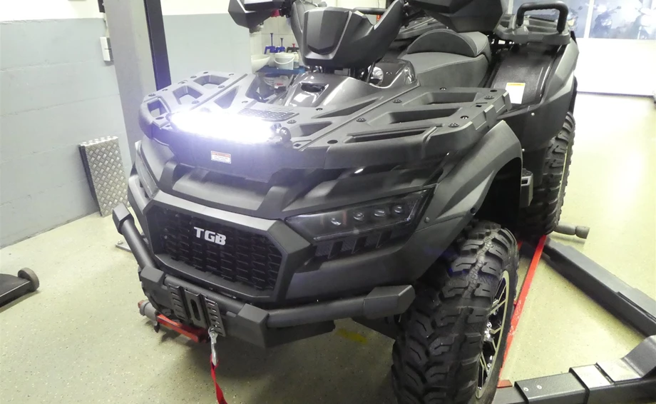 Umbgebautes Motorrad TGB Blade 1000 EFI LT 4x4 EPS IRS Touring Bild 2: Umbgebautes Motorrad TGB Blade 1000 EFI LT 4x4 EPS IRS Touring