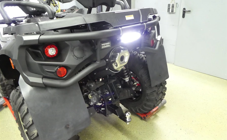 Umbgebautes Motorrad TGB Blade 1000 EFI LT 4x4 EPS IRS Touring Bild 4: Umbgebautes Motorrad TGB Blade 1000 EFI LT 4x4 EPS IRS Touring