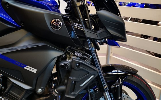 Umgebautes Motorrad Yamaha MT-10 von Zweiradsport Meine - Bild 13