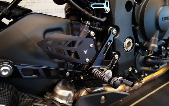 Umgebautes Motorrad Yamaha MT-10 von Zweiradsport Meine - Bild 14