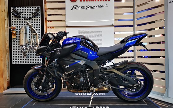 Umgebautes Motorrad Yamaha MT-10 von Zweiradsport Meine - Bild 16