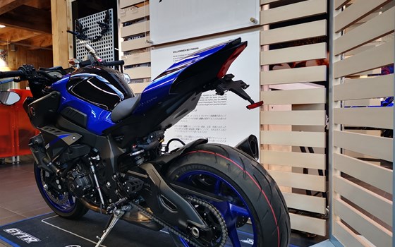 Umgebautes Motorrad Yamaha MT-10 von Zweiradsport Meine - Bild 18