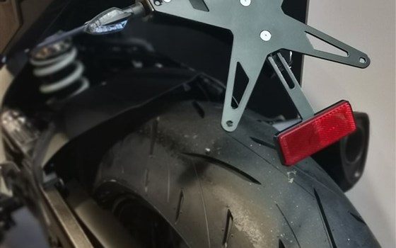 Umgebautes Motorrad Suzuki GSX-S1000 Street Performance von Stärker-Profil GmbH - Bild 5 Umgebautes Motorrad Suzuki GSX-S1000 Street Performance von Stärker-Profil GmbH - Bild 5