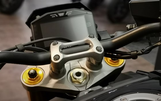 Umgebautes Motorrad Suzuki GSX-S1000 Street Performance von Stärker-Profil GmbH - Bild 7 Umgebautes Motorrad Suzuki GSX-S1000 Street Performance von Stärker-Profil GmbH - Bild 7
