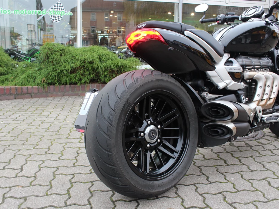 Umbgebautes Motorrad Triumph Rocket 3 R Bild 6: Umbgebautes Motorrad Triumph Rocket 3 R