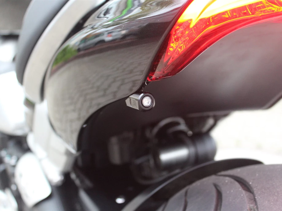 Umbgebautes Motorrad Triumph Rocket 3 R Bild 5: Umbgebautes Motorrad Triumph Rocket 3 R