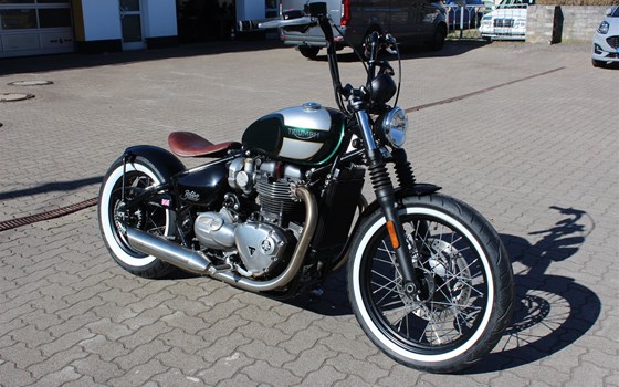Umgebautes Motorrad Triumph Bonneville Bobber von Marios Motorrad-Shop GmbH - Bild 2 Umgebautes Motorrad Triumph Bonneville Bobber von Marios Motorrad-Shop GmbH - Bild 2