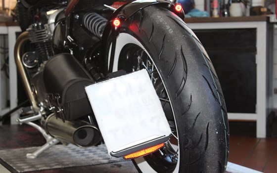 Umgebautes Motorrad Triumph Bonneville Bobber von Marios Motorrad-Shop GmbH - Bild 6 Umgebautes Motorrad Triumph Bonneville Bobber von Marios Motorrad-Shop GmbH - Bild 6