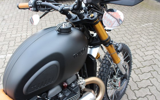 Umgebautes Motorrad Triumph Scrambler 1200 XE von Marios Motorrad-Shop GmbH - Bild 4 Umgebautes Motorrad Triumph Scrambler 1200 XE von Marios Motorrad-Shop GmbH - Bild 4