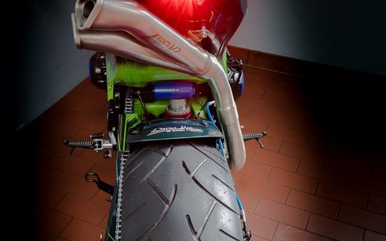 Umgebautes Motorrad Kawasaki Z1000 von Warm Up Zweiradtechnik GmbH - Bild 6 Umgebautes Motorrad Kawasaki Z1000 von Warm Up Zweiradtechnik GmbH - Bild 6