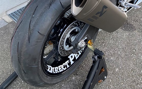 Umgebautes Motorrad Honda CBR1000RR-R Fireblade von Direct Performance - Bild 10 Umgebautes Motorrad Honda CBR1000RR-R Fireblade von Direct Performance - Bild 10