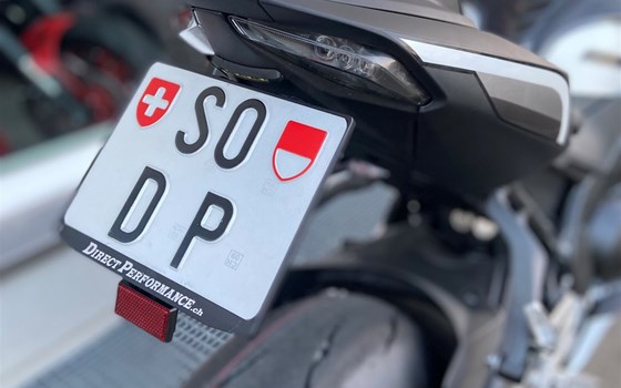 Umgebautes Motorrad Honda CBR1000RR-R Fireblade von Direct Performance - Bild 9 Umgebautes Motorrad Honda CBR1000RR-R Fireblade von Direct Performance - Bild 9