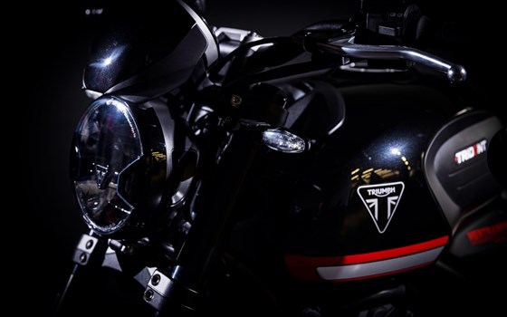 Umgebautes Motorrad Triumph Trident 660 von Triumph Emsland - Hertrampf Racing - Bild 11 Umgebautes Motorrad Triumph Trident 660 von Triumph Emsland - Hertrampf Racing - Bild 11