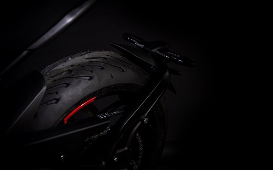 Umgebautes Motorrad Triumph Trident 660 von Triumph Emsland - Hertrampf Racing - Bild 13 Umgebautes Motorrad Triumph Trident 660 von Triumph Emsland - Hertrampf Racing - Bild 13