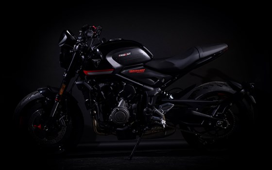 Umgebautes Motorrad Triumph Trident 660 von Triumph Emsland - Hertrampf Racing - Bild 16 Umgebautes Motorrad Triumph Trident 660 von Triumph Emsland - Hertrampf Racing - Bild 16