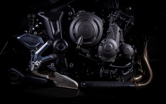 Umgebautes Motorrad Triumph Trident 660 von Triumph Emsland - Hertrampf Racing - Bild 7 Umgebautes Motorrad Triumph Trident 660 von Triumph Emsland - Hertrampf Racing - Bild 7